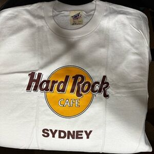 Hard Rock Sydney T-shirt size L